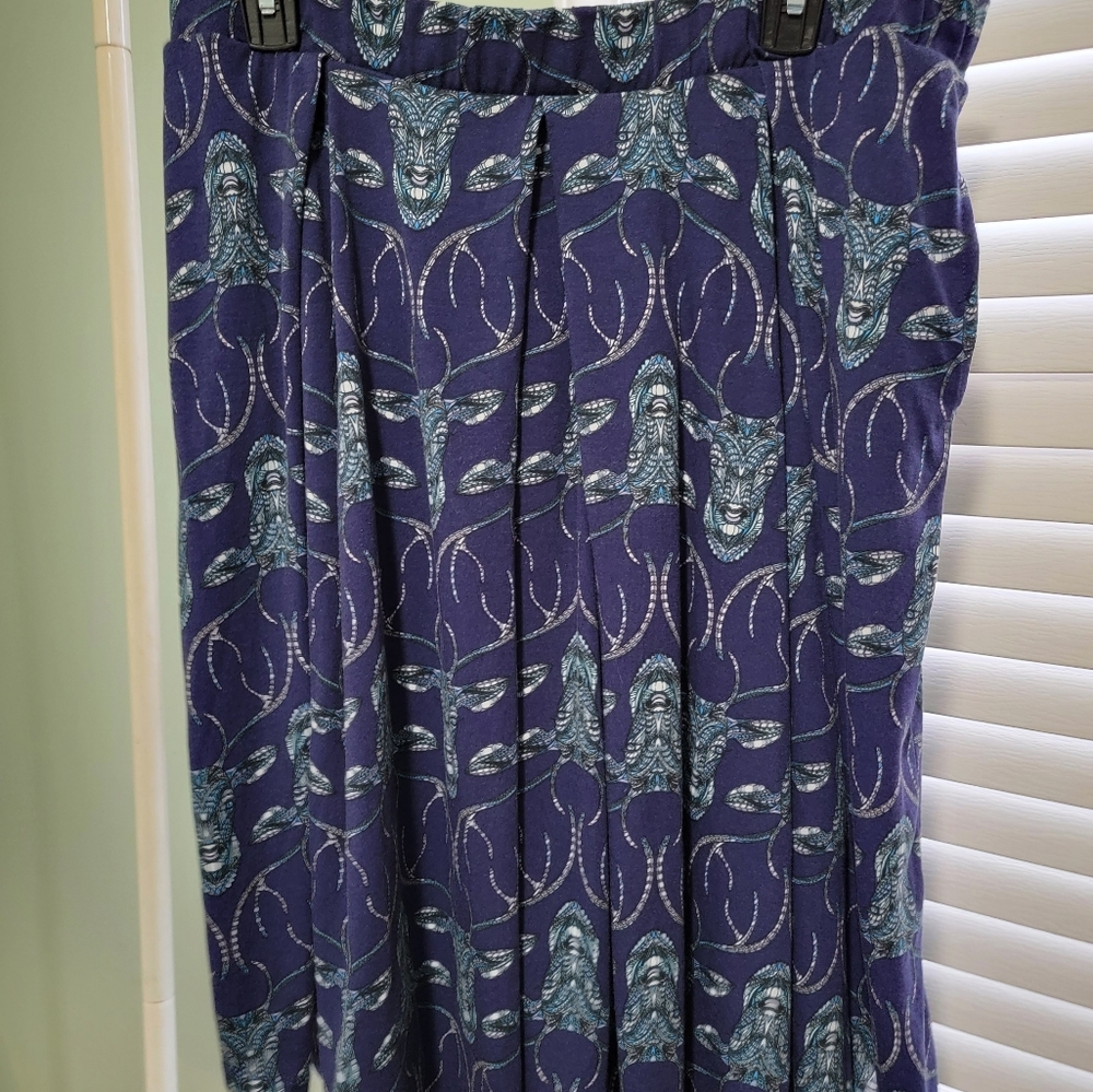 Lularoe skirt, deer pattern.